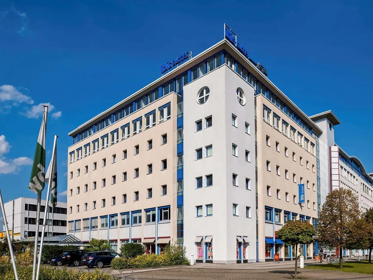 Ibis Budget Berlin Ost contacts